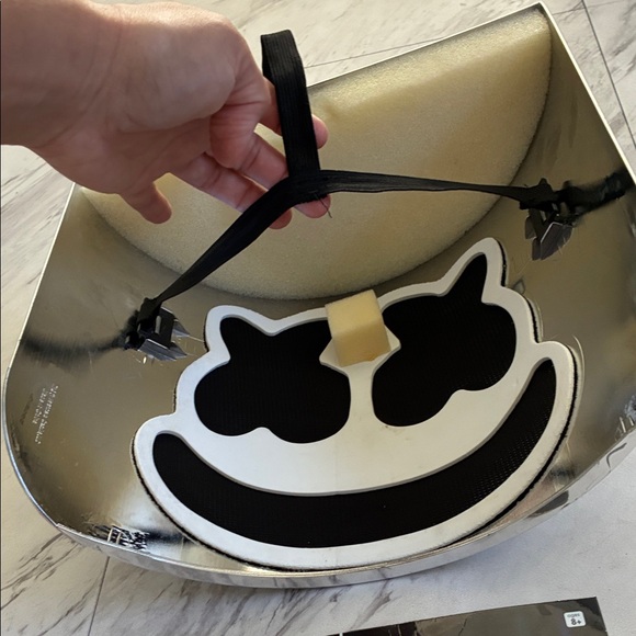 MARSHMELLO Spirit Black Half Mask DJ MARSHMALLOW HEAD - Picture 5 of 11